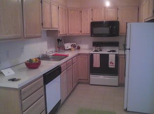 24 Waterfall Dr APT K, Canton, MA 02021