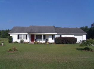 304 Cypress Lake Dr, Adel, GA 31620