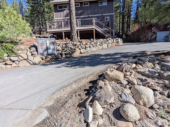 2nd image of 12210 Sierra Dr E