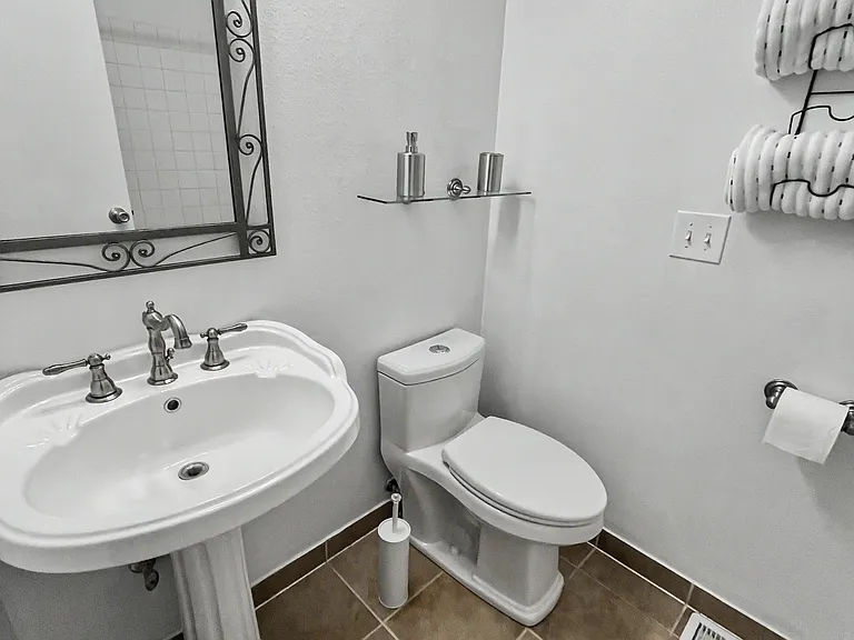7538 Foxridge Way #8H8H — Photo 7