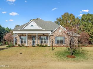 4602 Pleasant Breeze Dr, Olive Branch, MS 38654