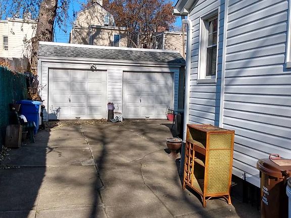 3rd image of 8035 88th Ave