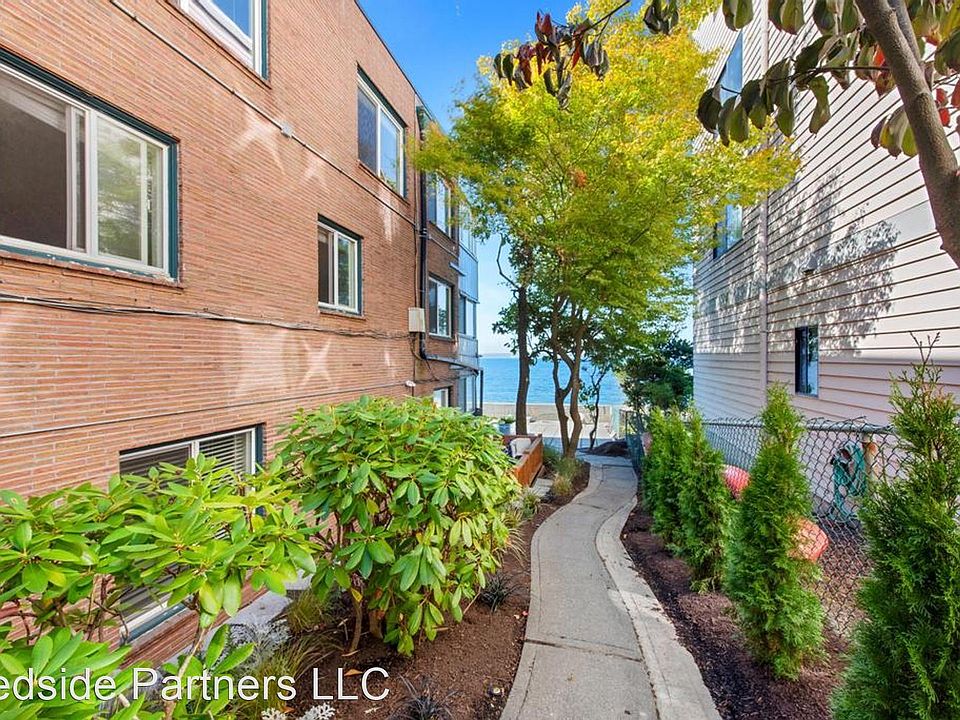 1st image of 4027 Beach Dr SW #11043831