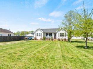 1002 Edwards Ln, Portland, TN 37148