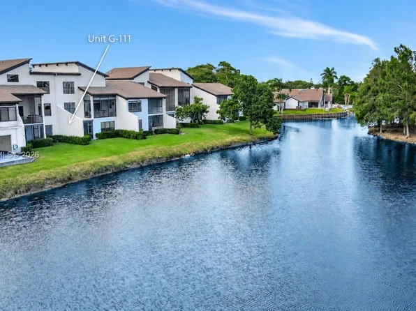 900 Greensward Ln APT 111-G, Delray Beach, FL 33445