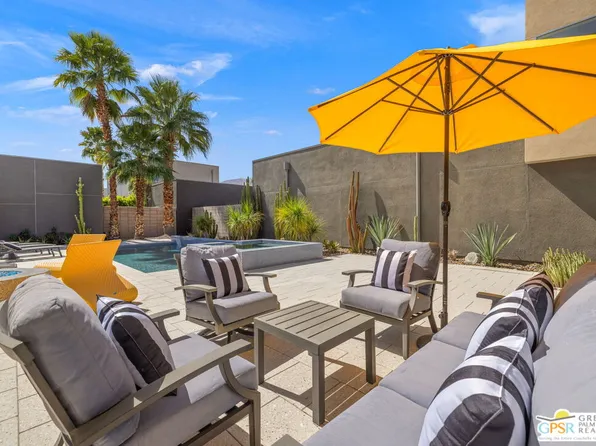 1065 Dane Dr, Palm Springs, CA 92262