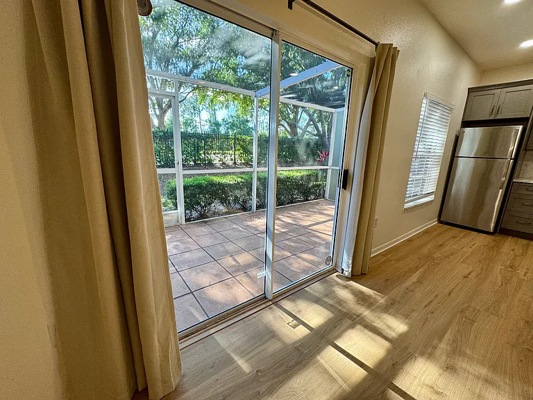 7702 Plantation Cir — Photo 8