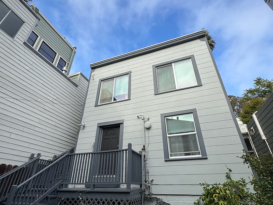 1st image of 1071 De Haro St