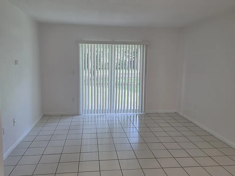 6530 Lake Patricia Dr #E15 — Photo 5