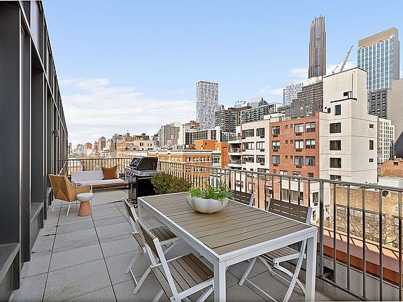 5th image of 465 Pacific St #Phb