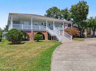 2407 Washington Ave, Pascagoula, MS 39567