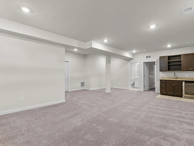 128 Thornton Way — Photo 23