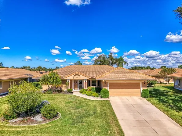 3168 E Village Dr, Venice, FL 34293