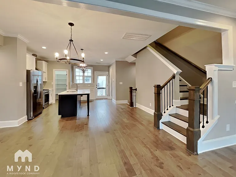 1607 Bowery Dr — Photo 8