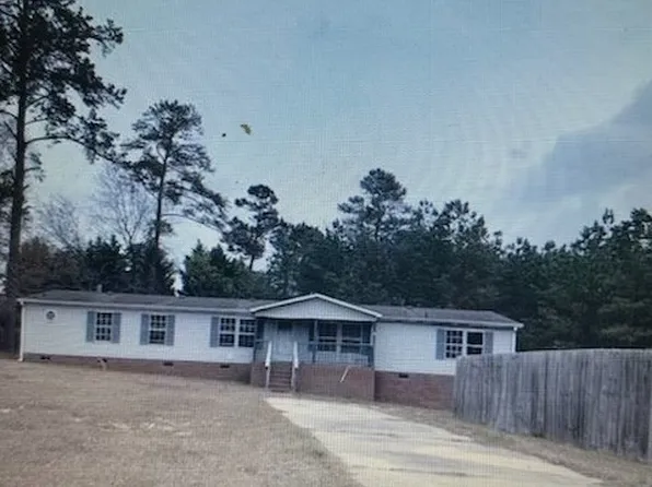 1209 December Ct, Fayetteville, NC 28314
