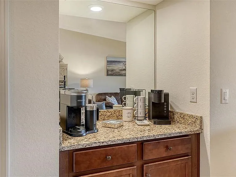 5537 Palmer Cir #201 — Photo 19