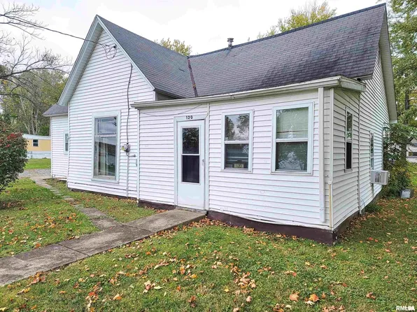 120 Tanner St, Louisville, IL 62858
