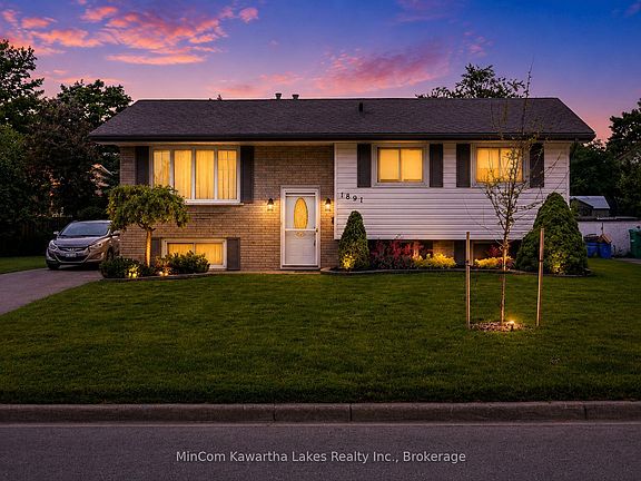 3rd image of 1891 Croftdale Cres