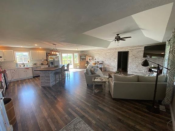 2nd image of 9475 N County Road 500 W
