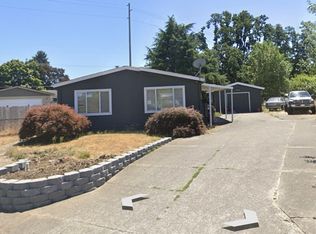 803 Mathias Ct, Molalla, OR 97038