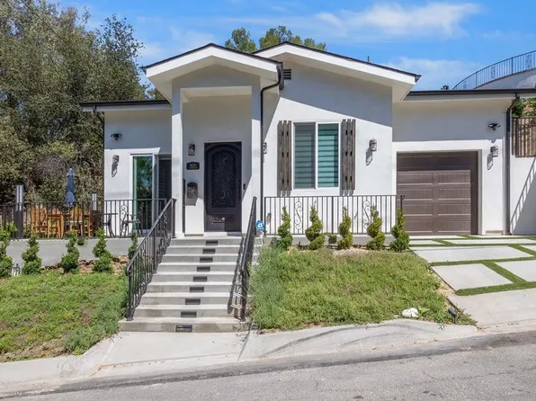9500 Amoret Dr, Tujunga, CA 91042