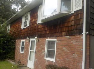 43 Hillair Rd, Lake Peekskill, NY 10537