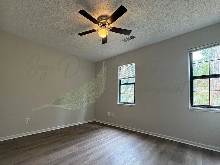 11513 Richmond Ave — Photo 14