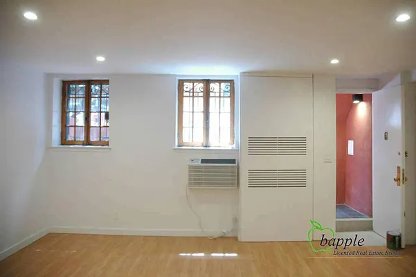 Rented by Bapple | media 12