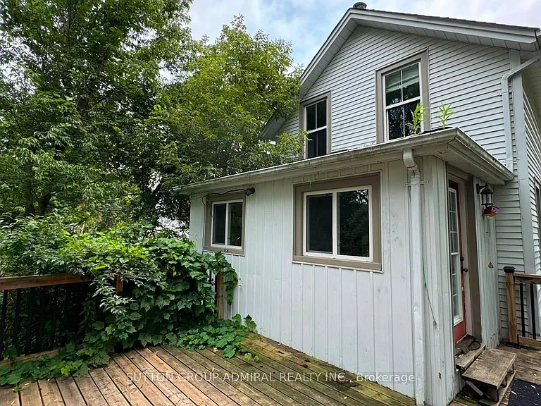 741 Gorham St — Photo 17