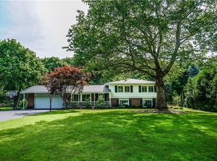 46 Harper Dr, Pittsford, NY 14534