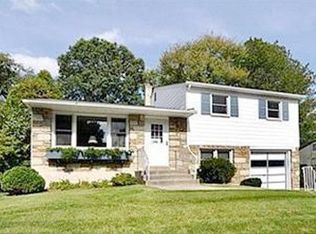 353 Ainslie Rd, Huntingdon Valley, PA 19006