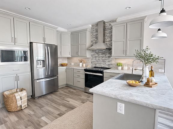 Large Kitchen
