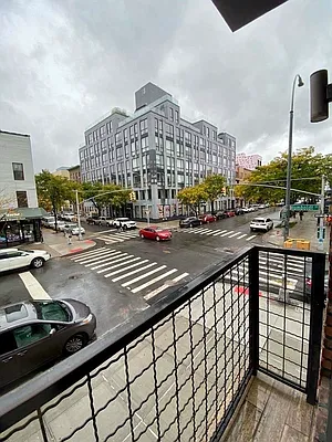 Rented by Lodger Corp | media 7