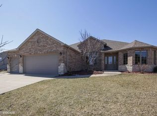 20938 S States Ln, Shorewood, IL 60404