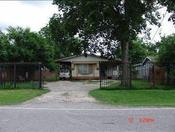1st image of 3406 Cedar Hill Ln