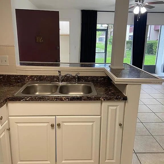 3832 N Lake Dr #116 — Photo 4