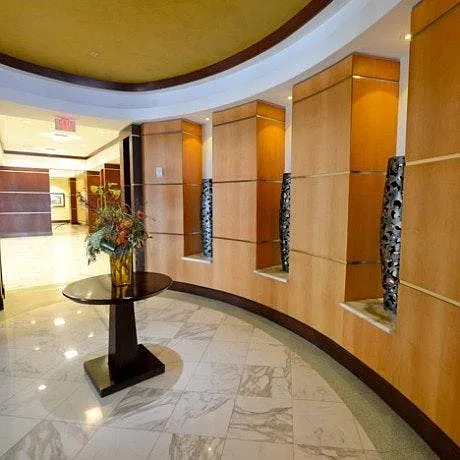 La Perla lobby