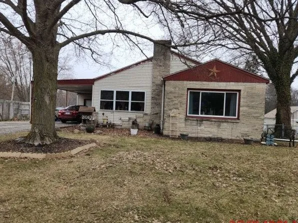 2013 Monroe St, La Porte, IN 46350