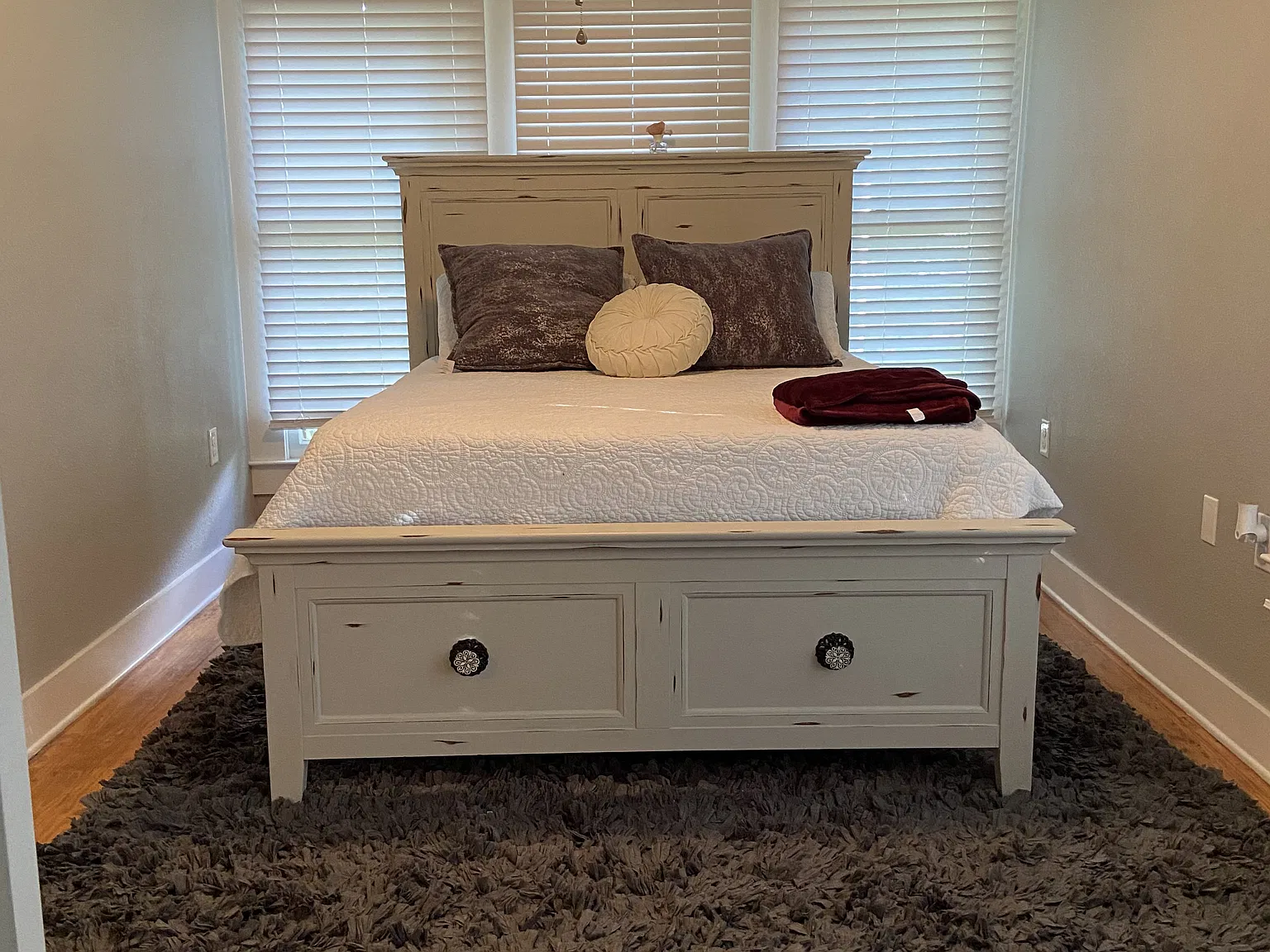 The Apartments at Mesquite House | Boutique Apartments in Uvalde, Texas — Photo 3