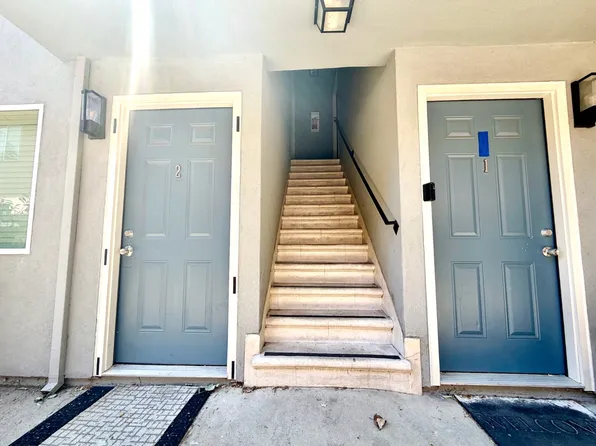 1122 T St #5, Sacramento, CA 95811