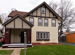 3115 Edgehill Rd, Cleveland Heights, OH 44118