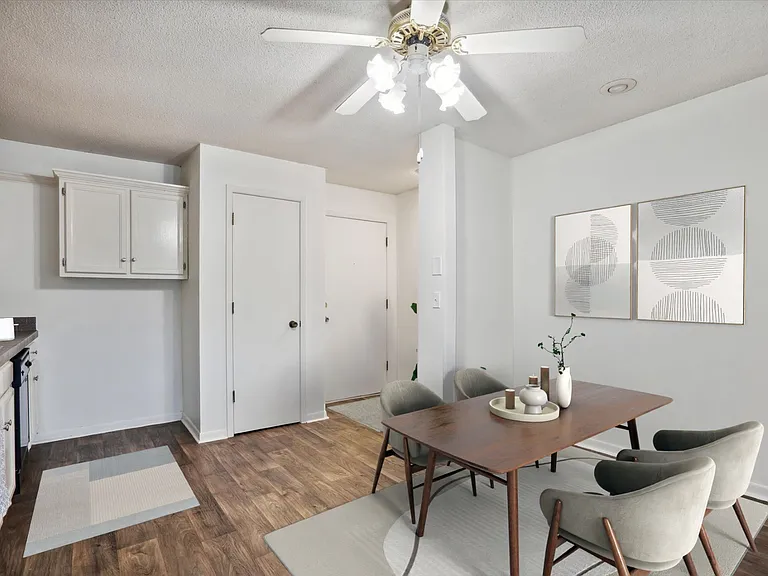Two Bedroom B - 2 Bed / 1 Bath - 1,000 Sq.Ft.