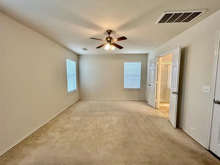 10623 Sugar Trace Dr — Photo 24