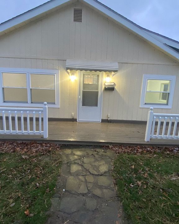 1st image of 530 E 332nd St