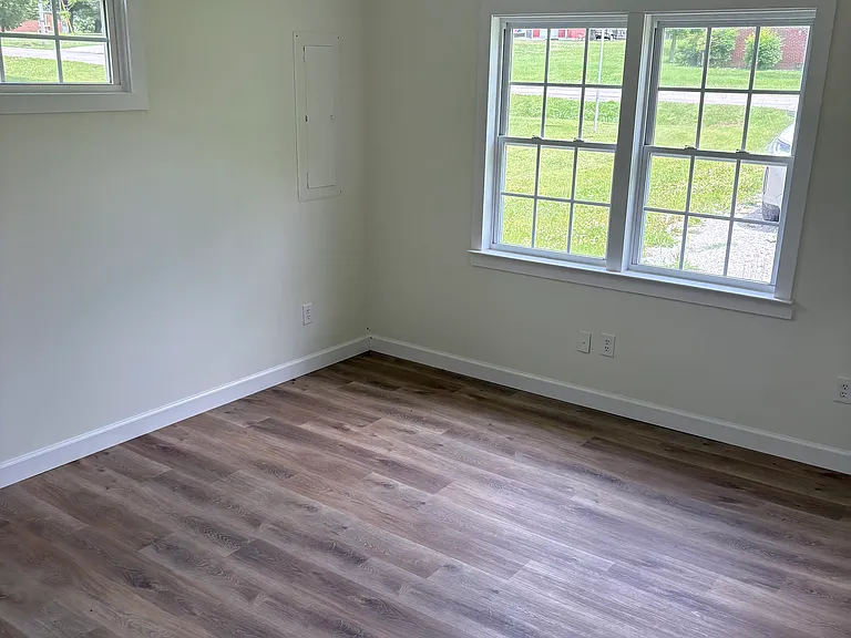 203 Rigney Dr — Photo 6