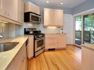 38 Maple Ave #1, Cambridge, MA 02139