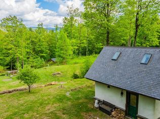 417 Maple Hill Rd, Arlington, VT 05250