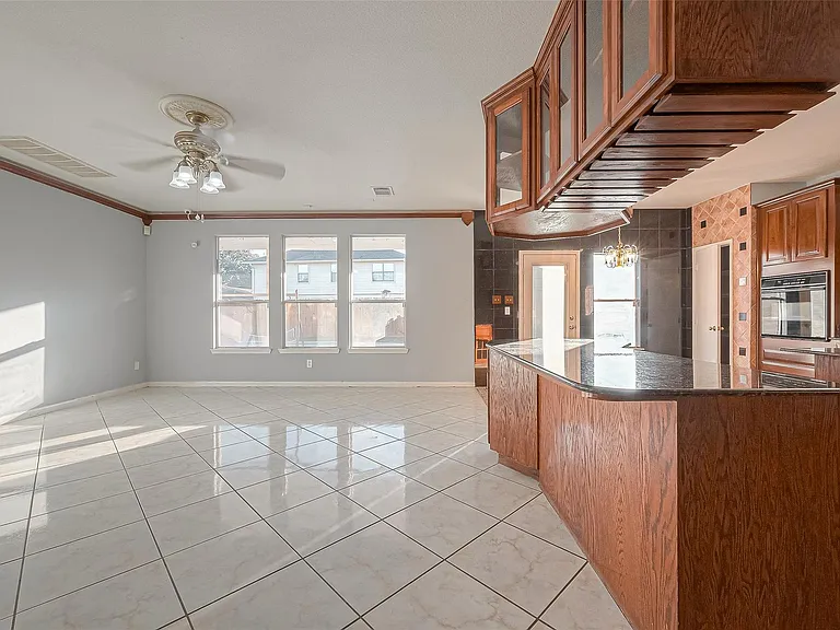 9407 Demsey Mill Dr — Photo 12