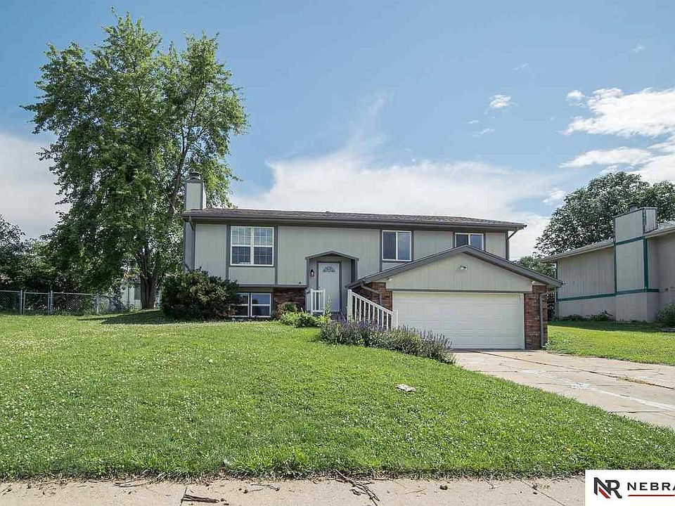 1st image of 2203 Erin Cir