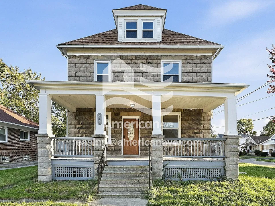 340 Foster Ave